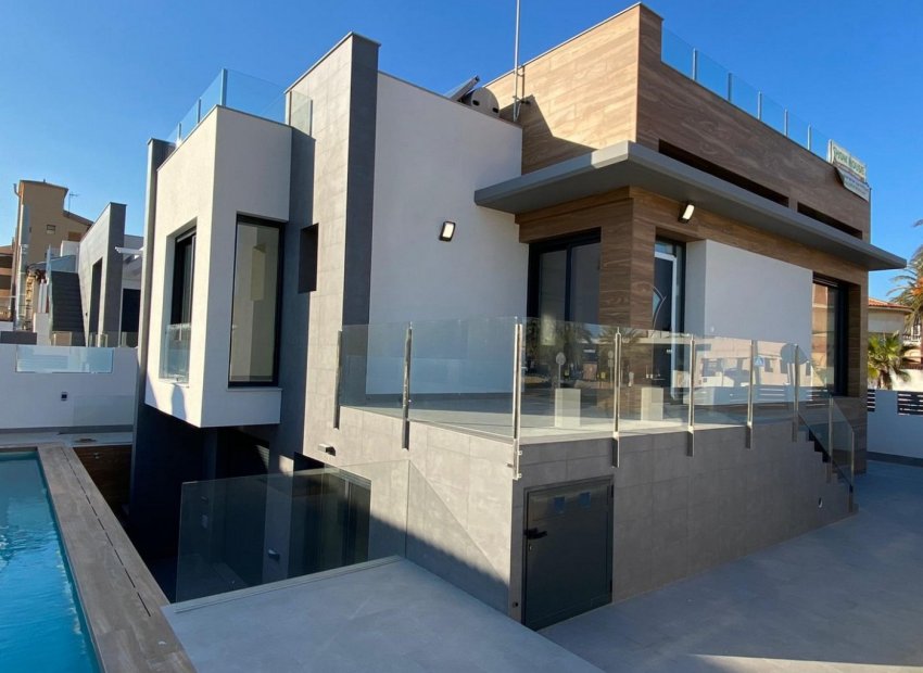 Nieuwbouw Woningen - Villa -
Torrevieja - La Mata Pueblo