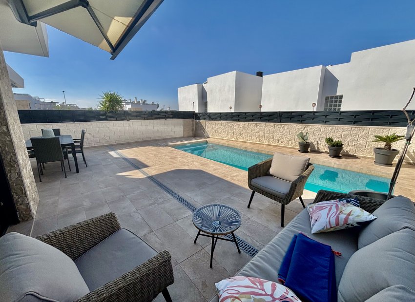 Nieuwbouw Woningen - Vrijstaande woning / Villa -
Benijofar