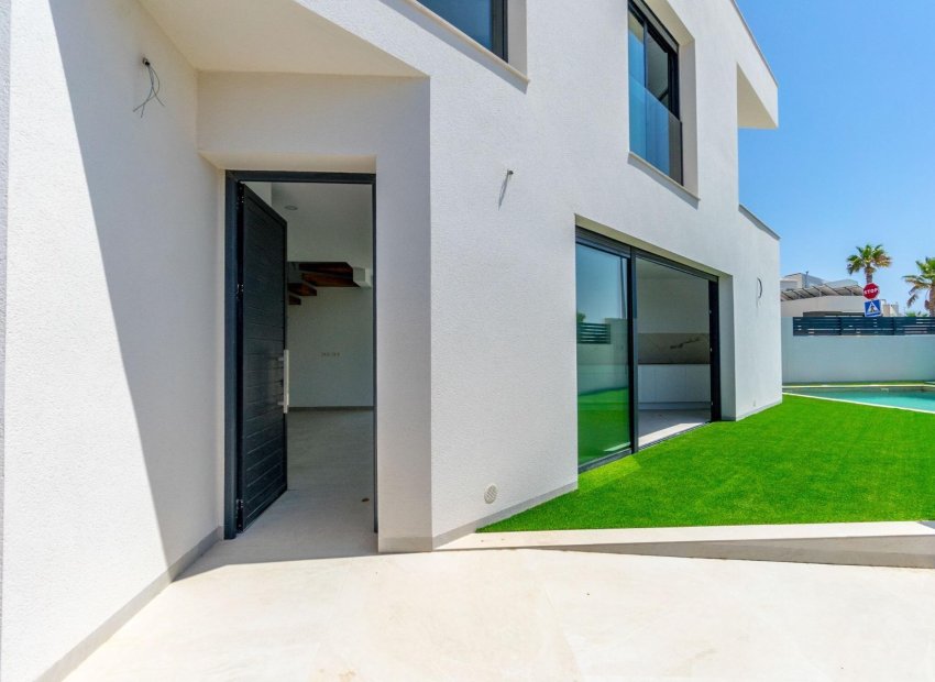 Nieuwbouw Woningen - Vrijstaande woning / Villa -
Benijofar
