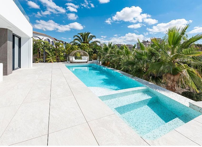 Nieuwbouw Woningen - Vrijstaande woning / Villa -
Calpe