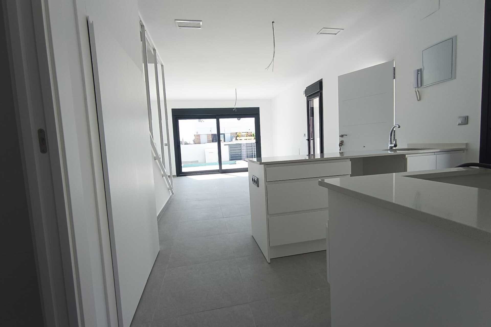 Nieuwbouw Woningen - Vrijstaande woning / Villa -
Daya Nueva