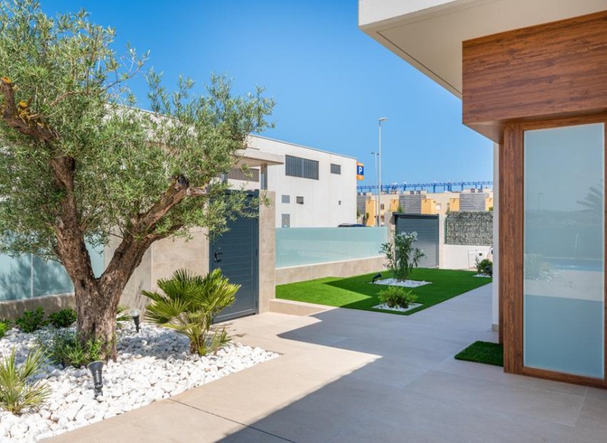 Nieuwbouw Woningen - Vrijstaande woning / Villa -
Orihuela Costa