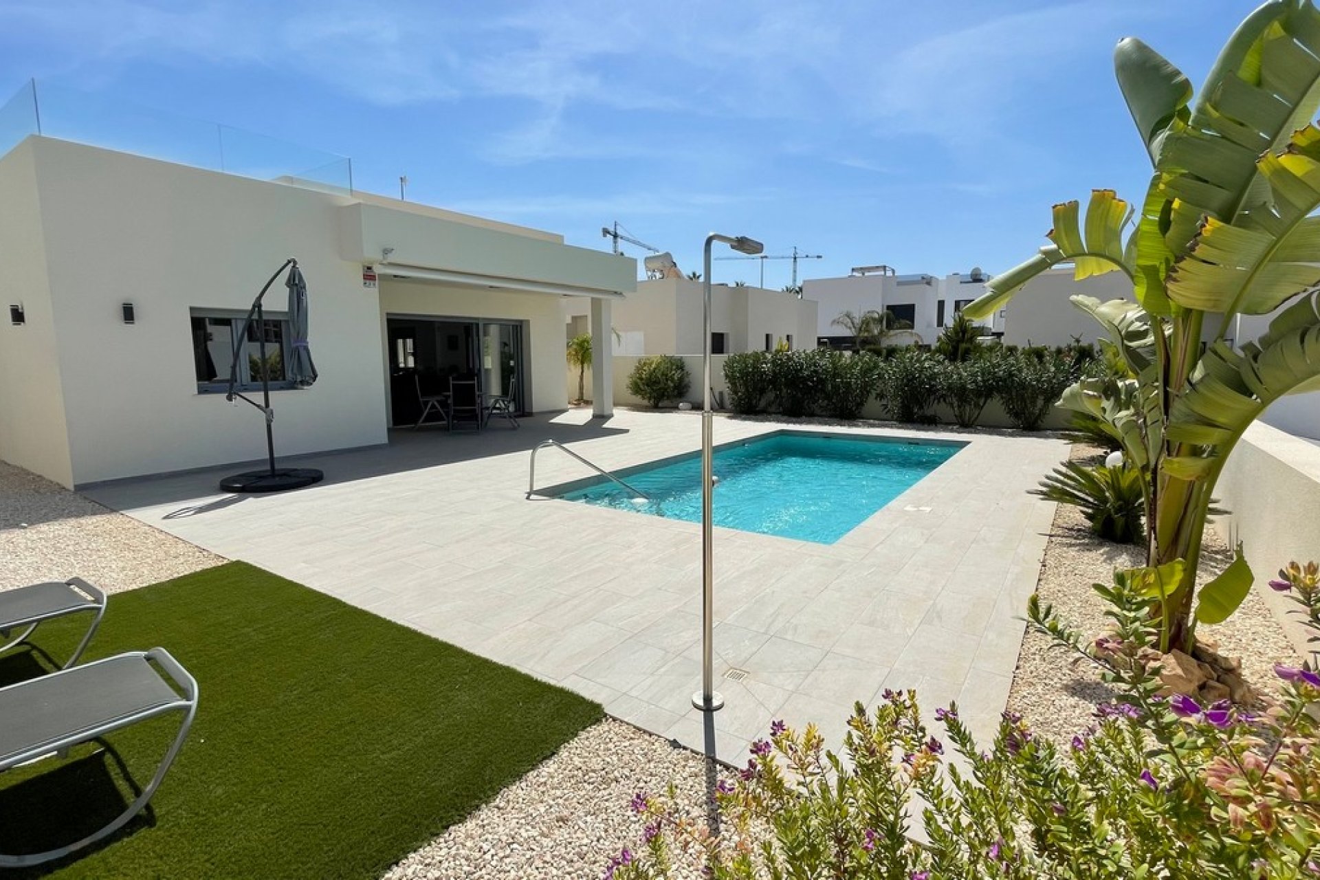 Nieuwbouw Woningen - Vrijstaande woning / Villa -
Rafal