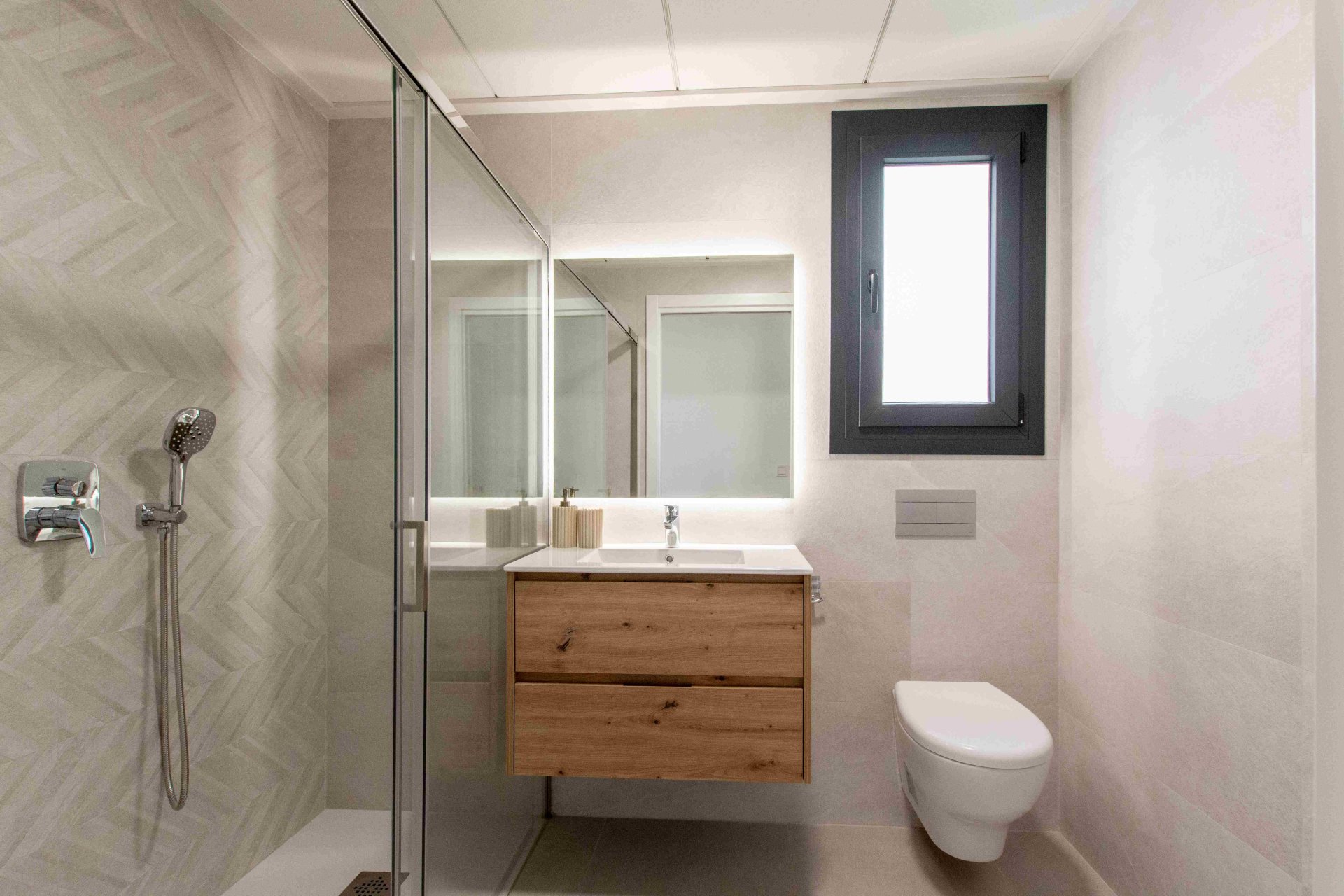 Nouvelle construction - Appartement au rez-de-chaussée -
Finestrat