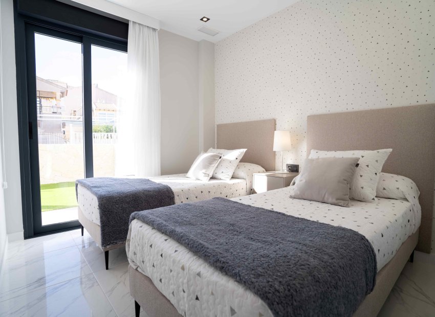 Nouvelle construction - Bungalow à l’étage -
Pilar de la Horadada