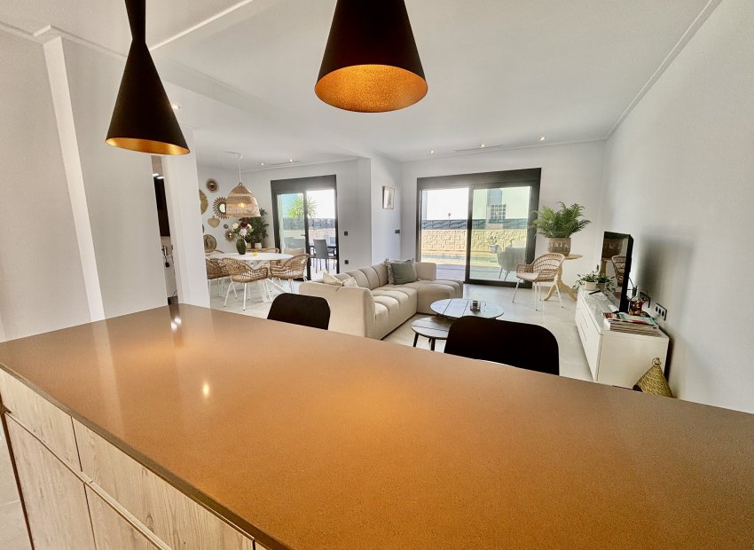 Nouvelle construction - Détaché / Villa -
Benijofar