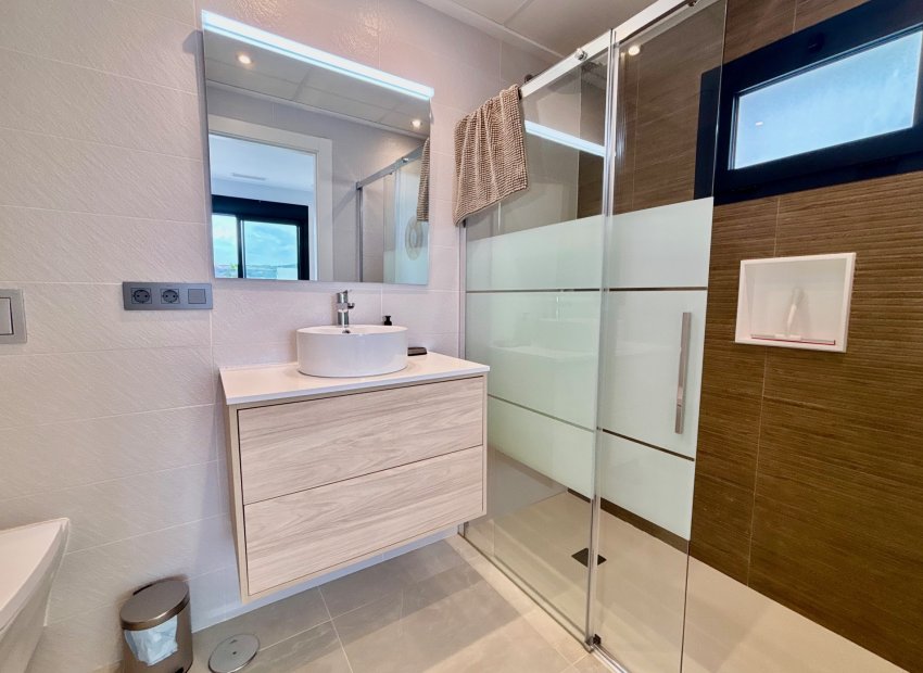 Nouvelle construction - Détaché / Villa -
Benijofar