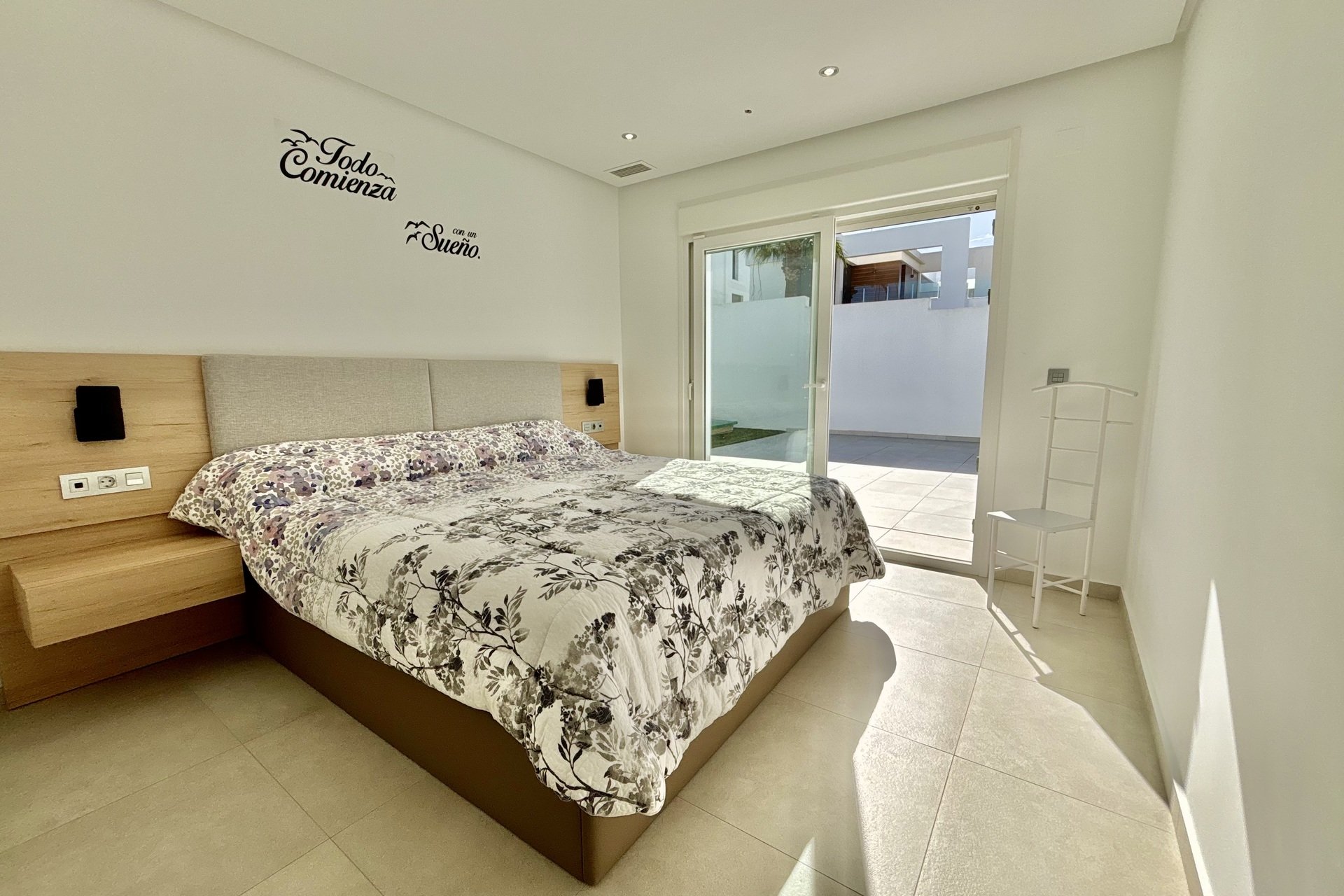 Nouvelle construction - Détaché / Villa -
Benijofar