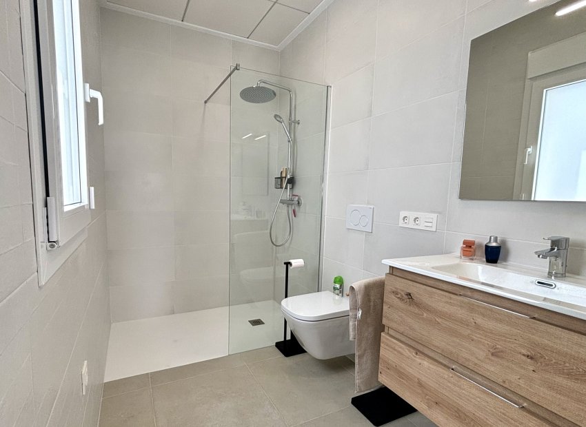 Nouvelle construction - Détaché / Villa -
Benijofar