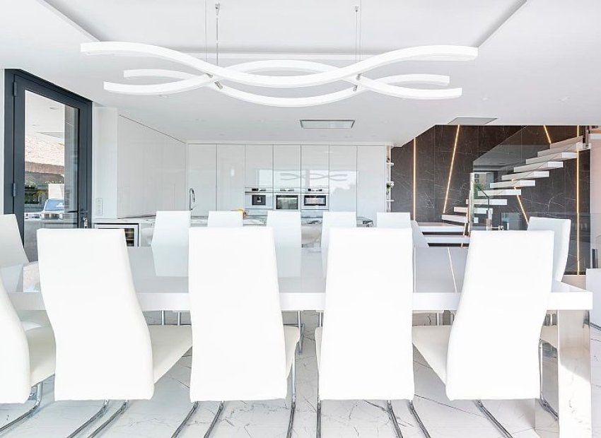 Nouvelle construction - Détaché / Villa -
Calpe