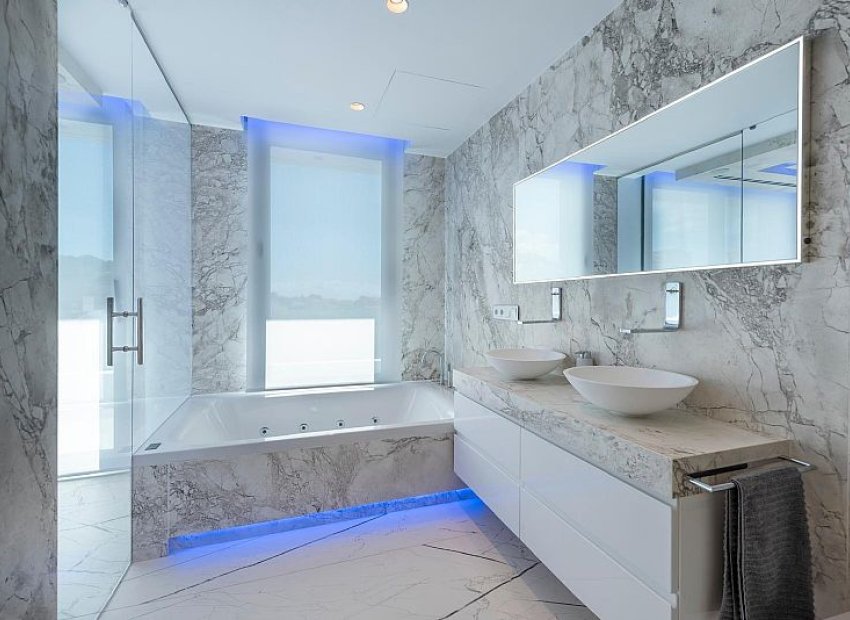 Nouvelle construction - Détaché / Villa -
Calpe