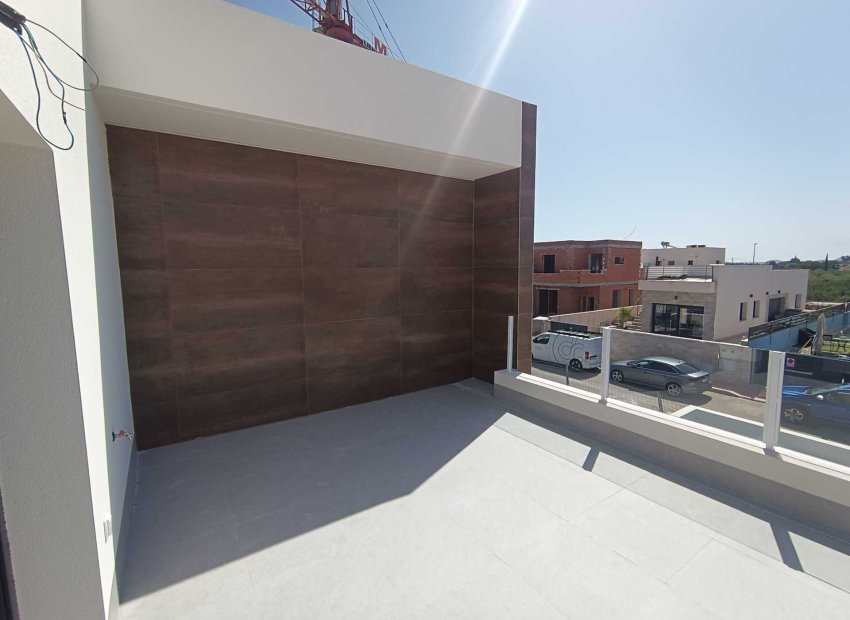 Nouvelle construction - Détaché / Villa -
Daya Nueva