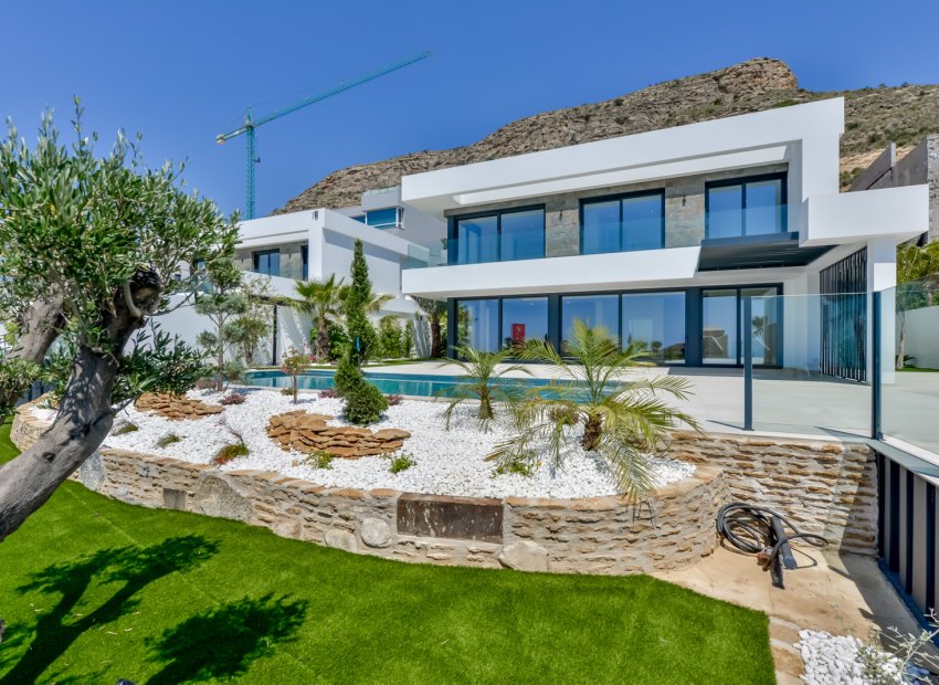 Nouvelle construction - Détaché / Villa -
Finestrat