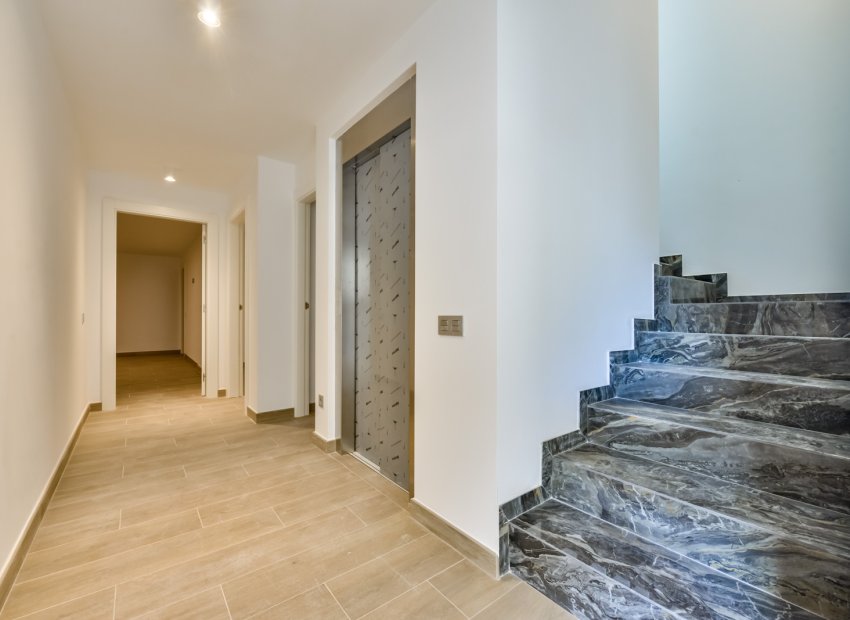 Nouvelle construction - Détaché / Villa -
Finestrat
