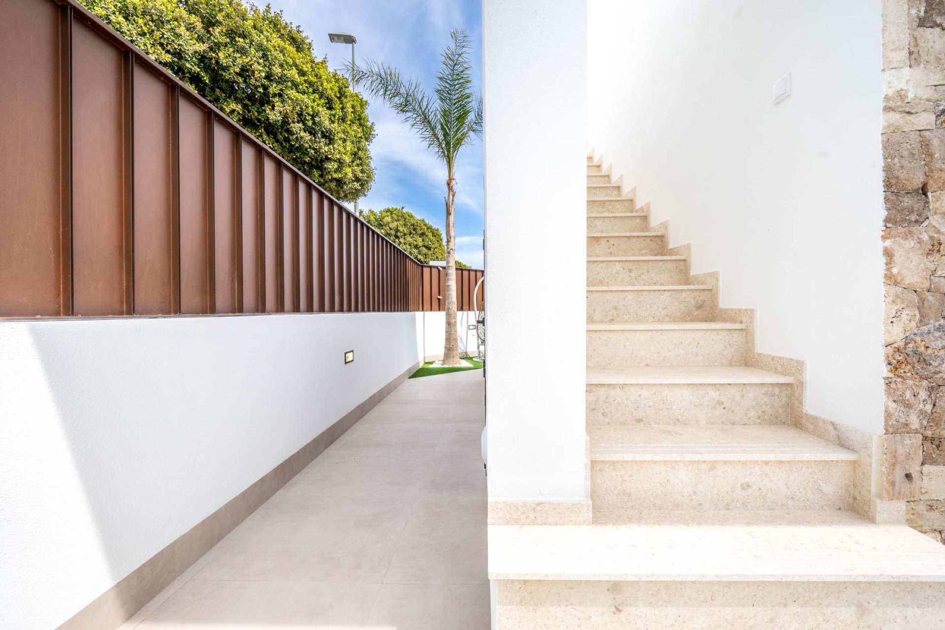 Nouvelle construction - Détaché / Villa -
Roldán