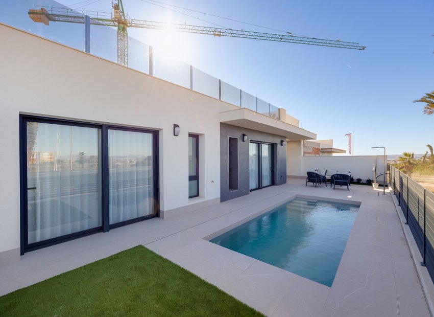 Nouvelle construction - Détaché / Villa -
Torrevieja