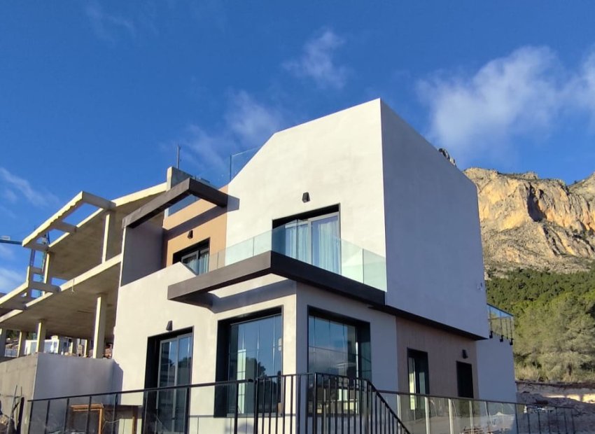 Nouvelle construction - Jumelée -
Polop