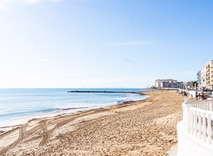 Nouvelle construction - Maison individuelle -
Torrevieja - Lago Jardín II