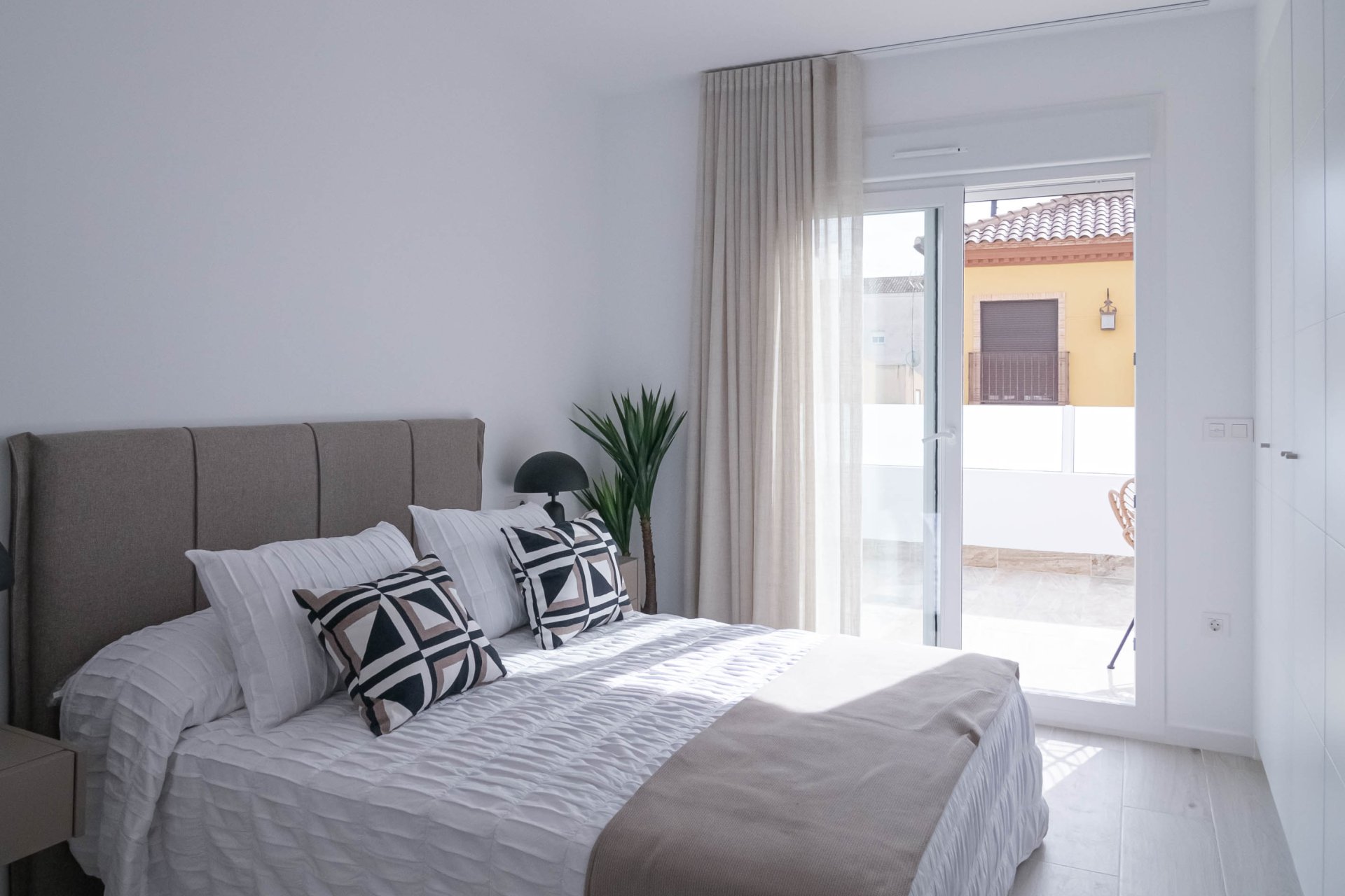 Nouvelle construction - Mitoyenne -
Jerónimo y Avileses