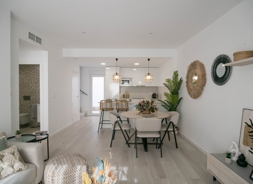 Nouvelle construction - Mitoyenne -
Jerónimo y Avileses