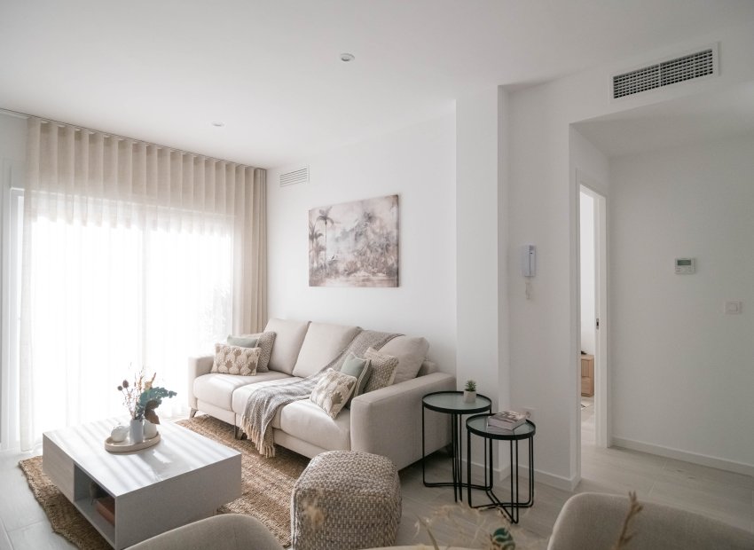 Nouvelle construction - Mitoyenne -
Jerónimo y Avileses