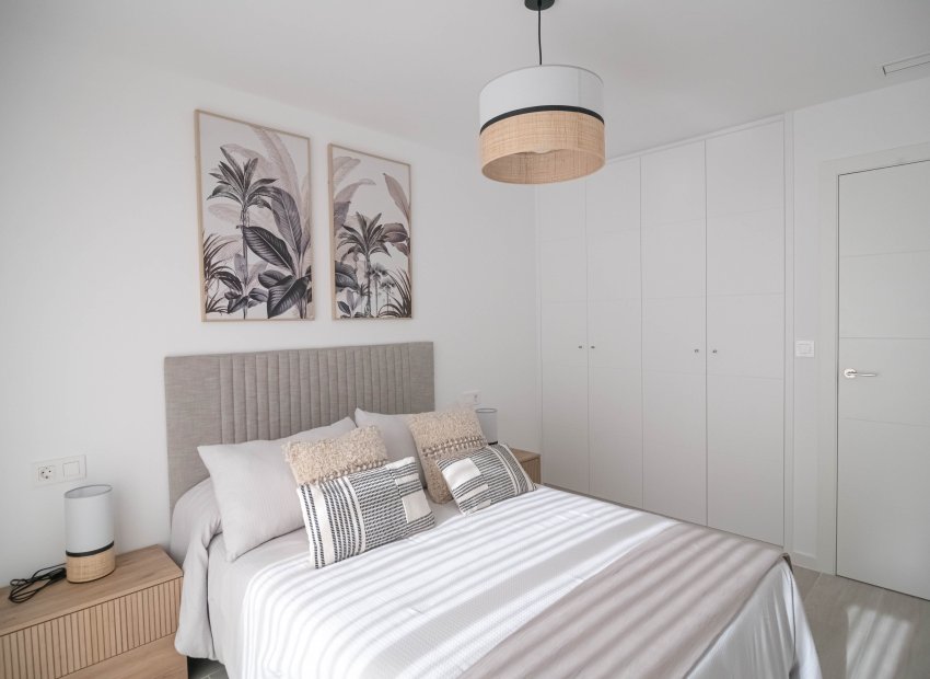 Nouvelle construction - Mitoyenne -
Jerónimo y Avileses