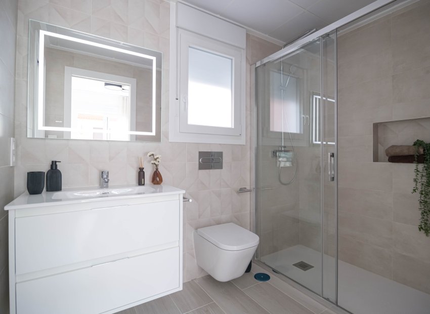 Nouvelle construction - Mitoyenne -
Jerónimo y Avileses