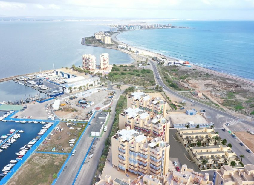 Nouvelle construction - Mitoyenne -
La Manga del Mar Menor - La Manga Del Mar Menor