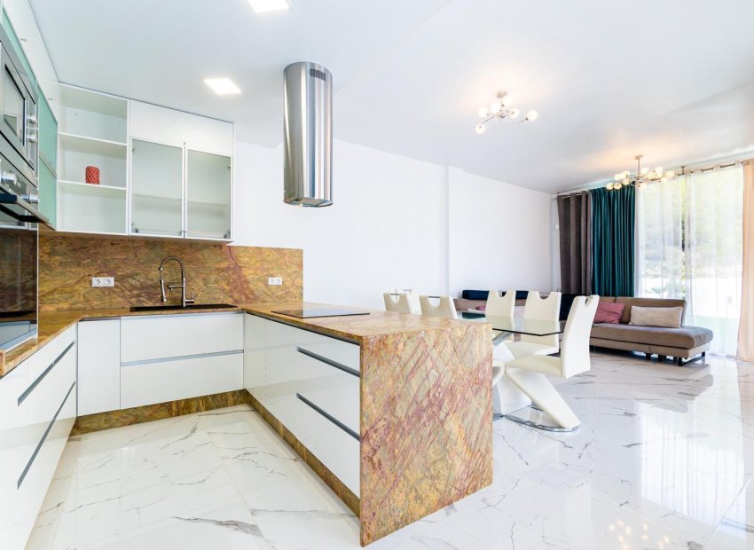 Nouvelle construction - Mitoyenne -
Orihuela Costa