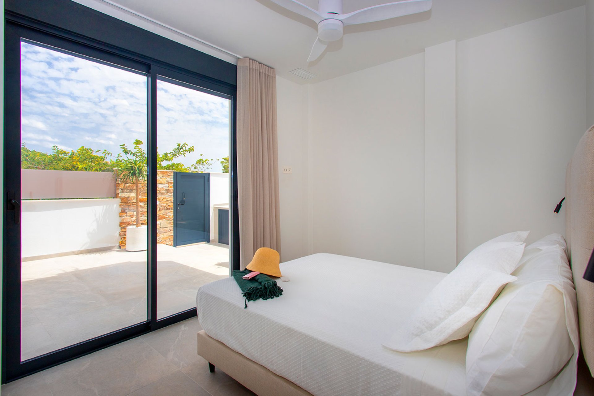 Nouvelle construction - Mitoyenne -
Sucina