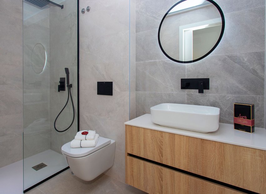 Nouvelle construction - Mitoyenne -
Sucina