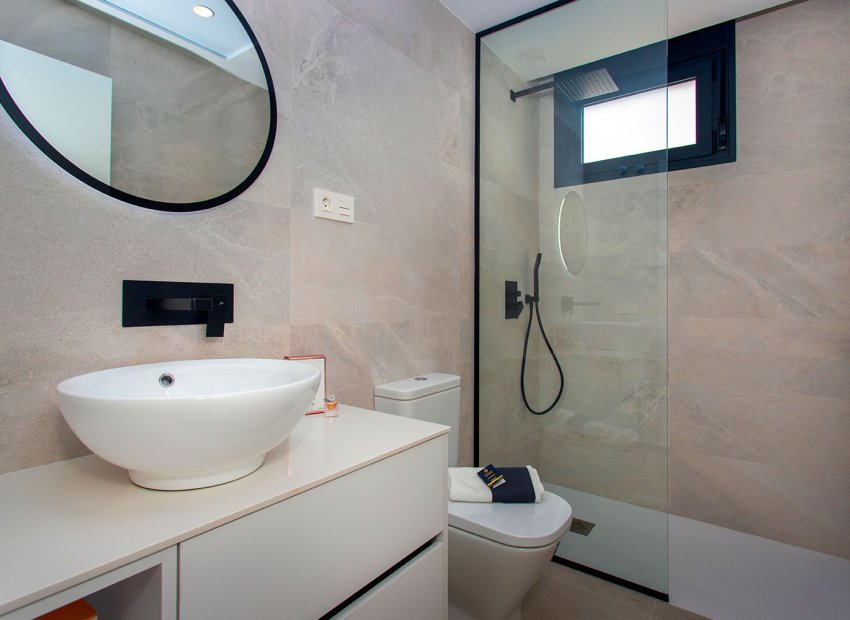 Nouvelle construction - Mitoyenne -
Sucina