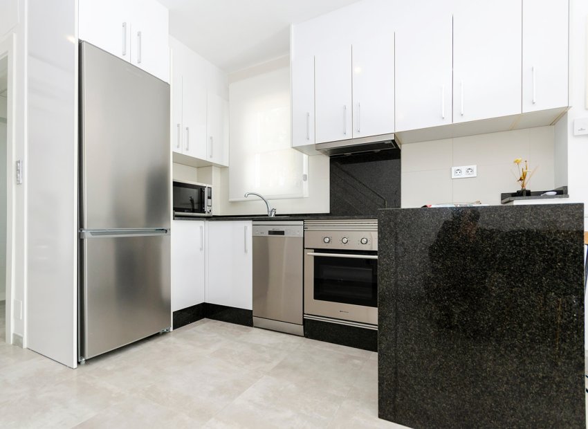 Nouvelle construction - Mitoyenne -
Torrevieja