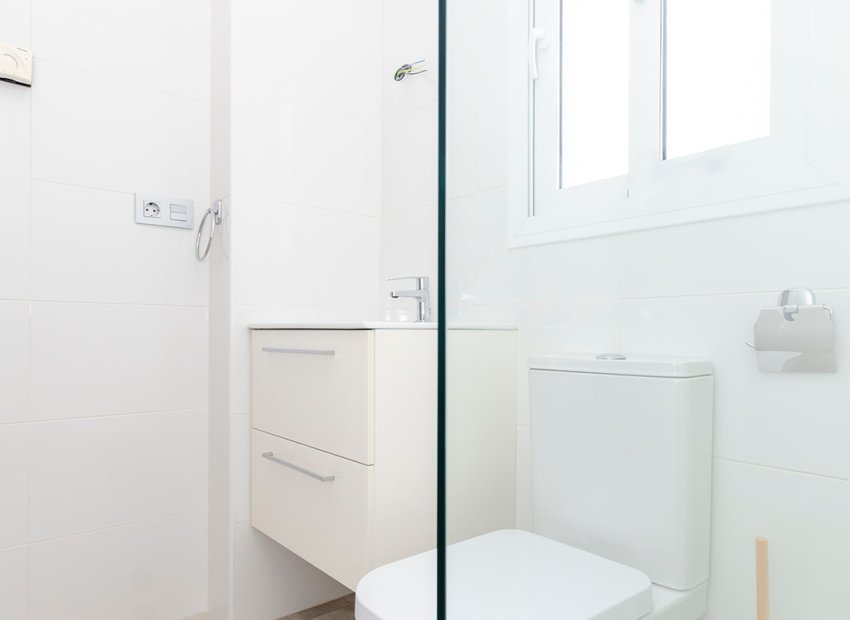 Nouvelle construction - Mitoyenne -
Torrevieja