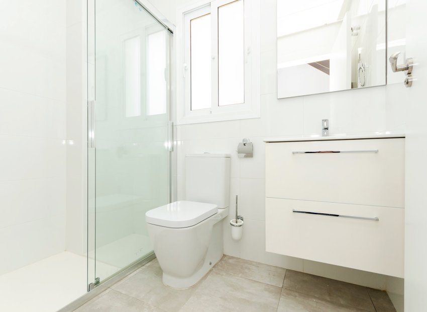 Nouvelle construction - Mitoyenne -
Torrevieja