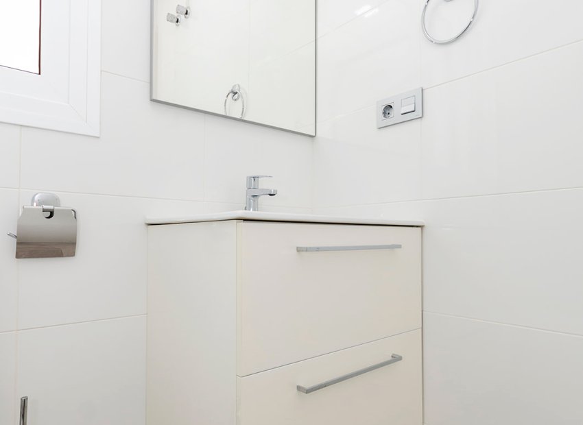 Nouvelle construction - Mitoyenne -
Torrevieja