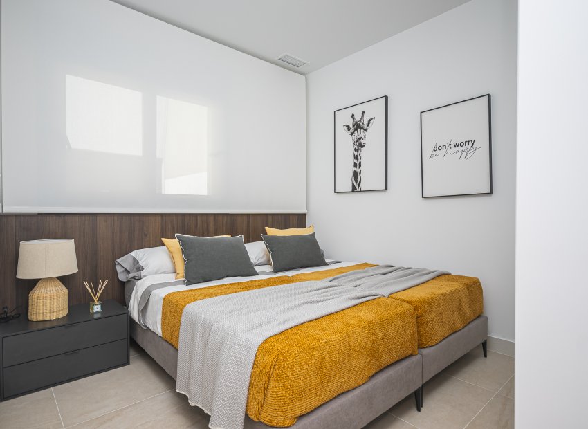 Nouvelle construction - Mitoyenne -
Torrevieja