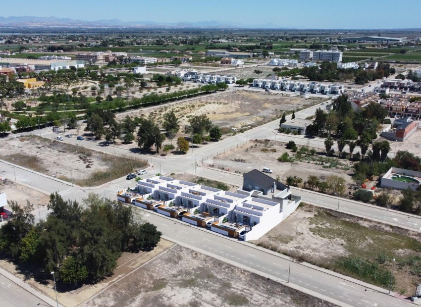 Nouvelle construction - Villa -
Dolores - polideportivo