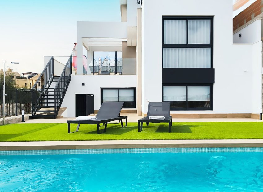 Obra nueva - Adosado -
Algorfa - La Finca Golf