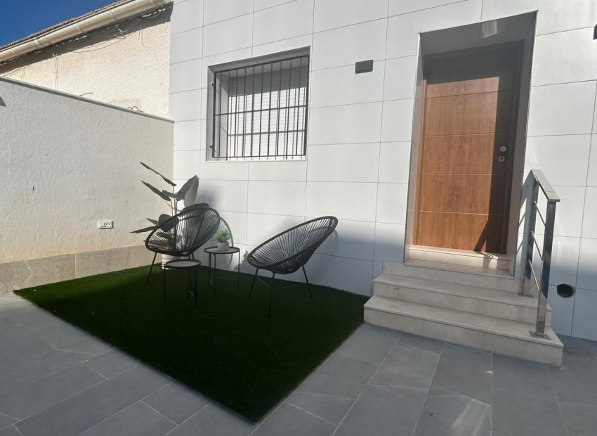 Obra nueva - Adosado -
San Javier