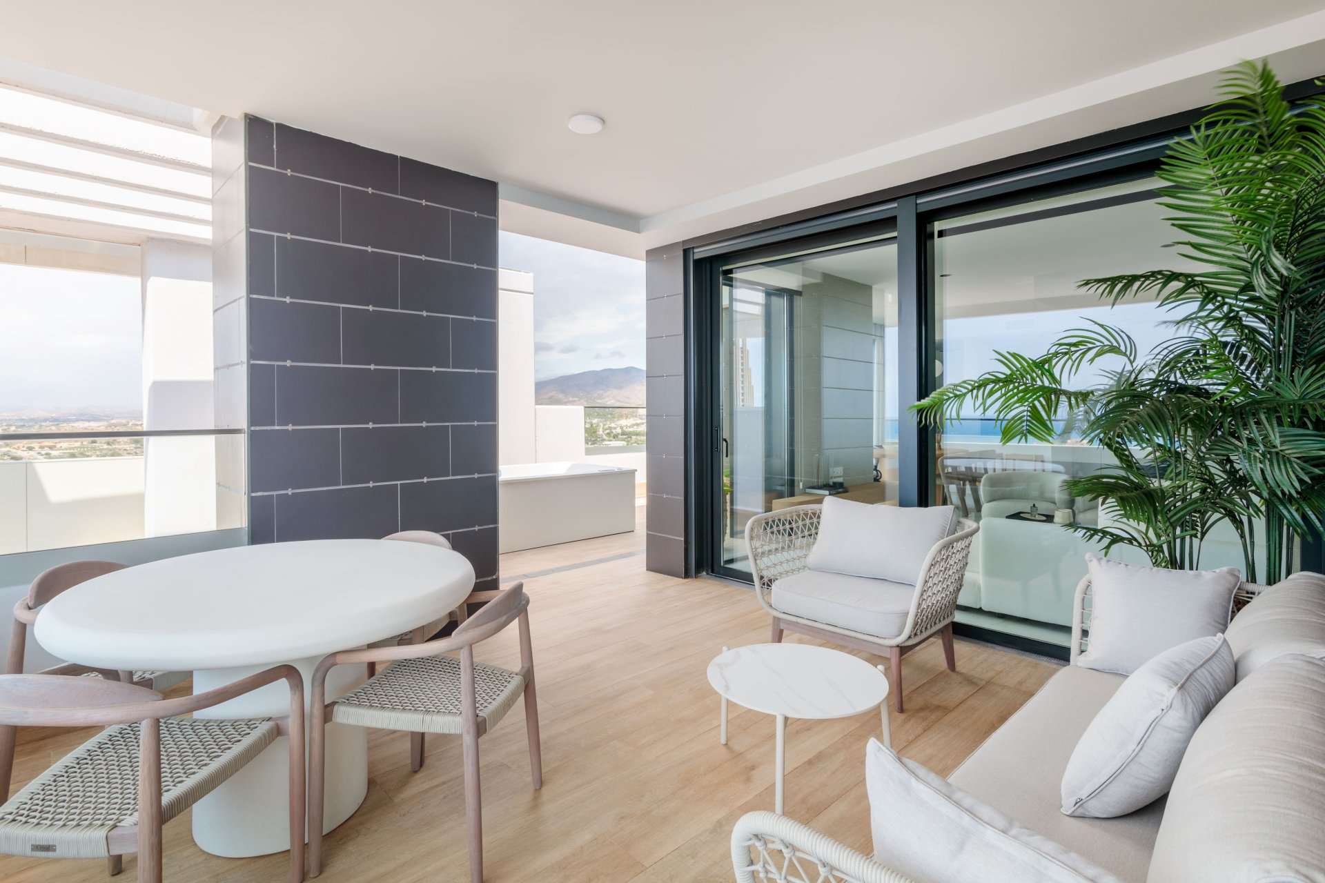 Obra nueva - Apartamento -
Benidorm