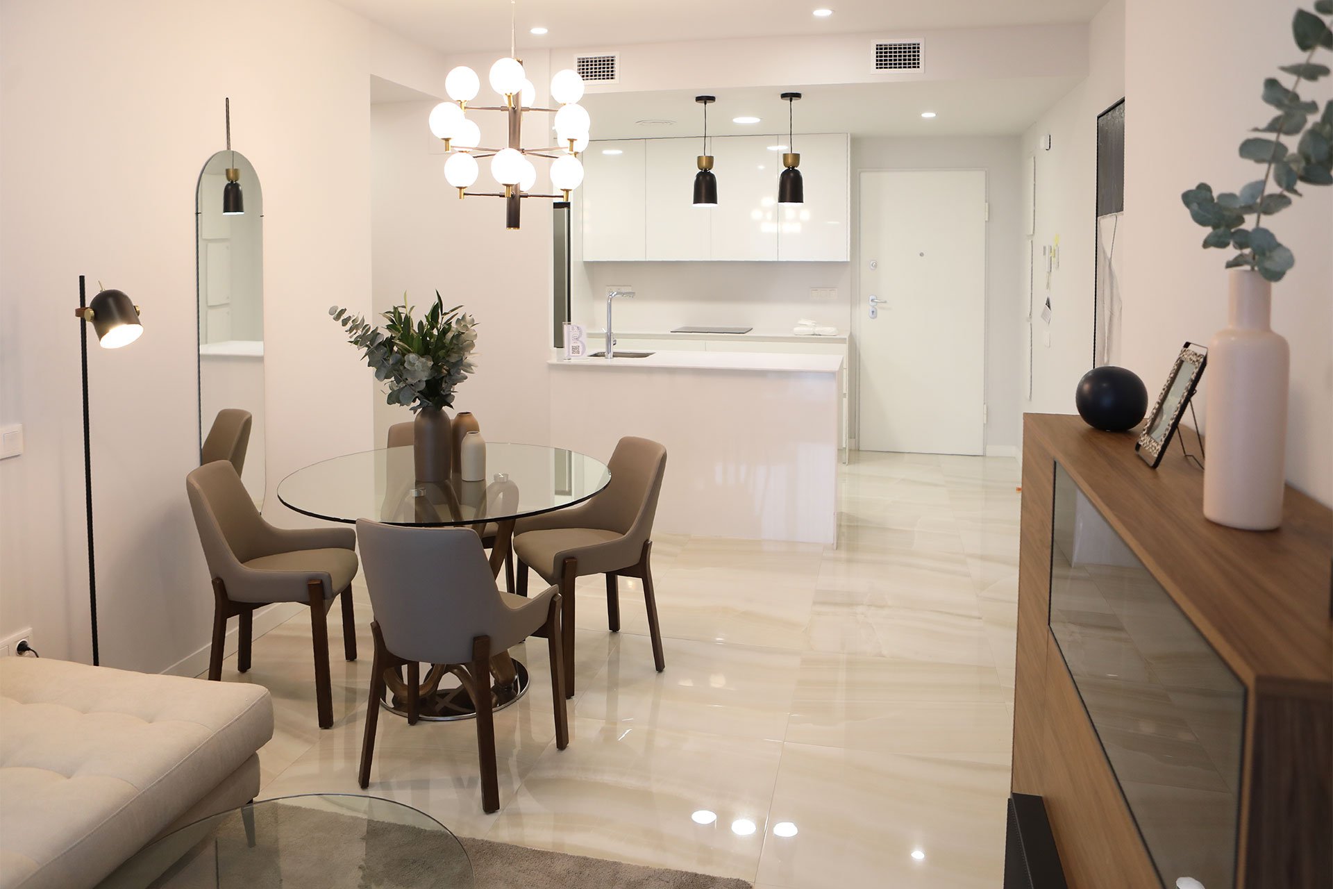Obra nueva - Apartamento -
Benidorm