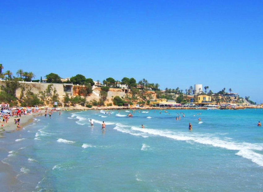 Obra nueva - Apartamento -
Cabo Roig