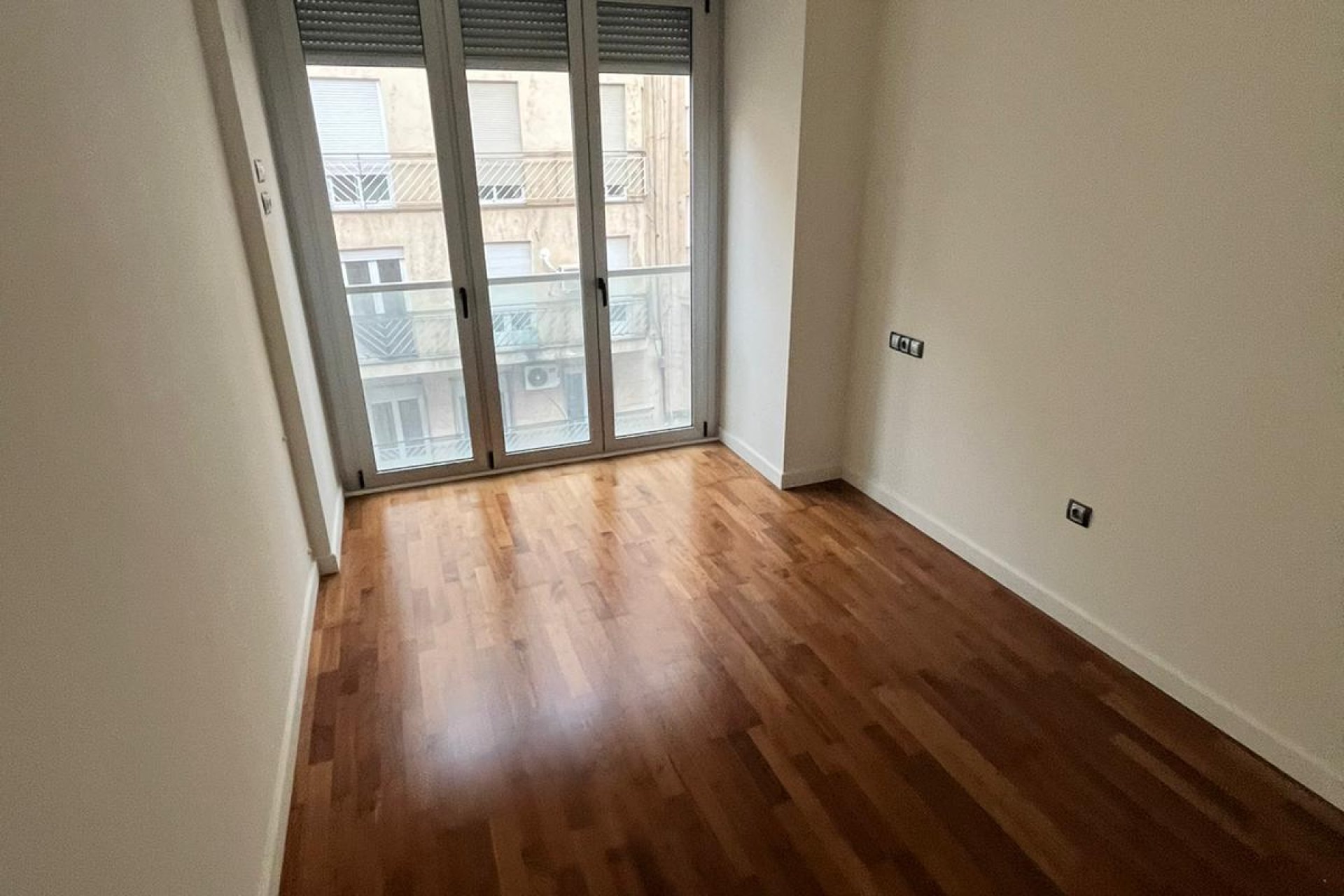 Obra nueva - Apartamento -
Elche