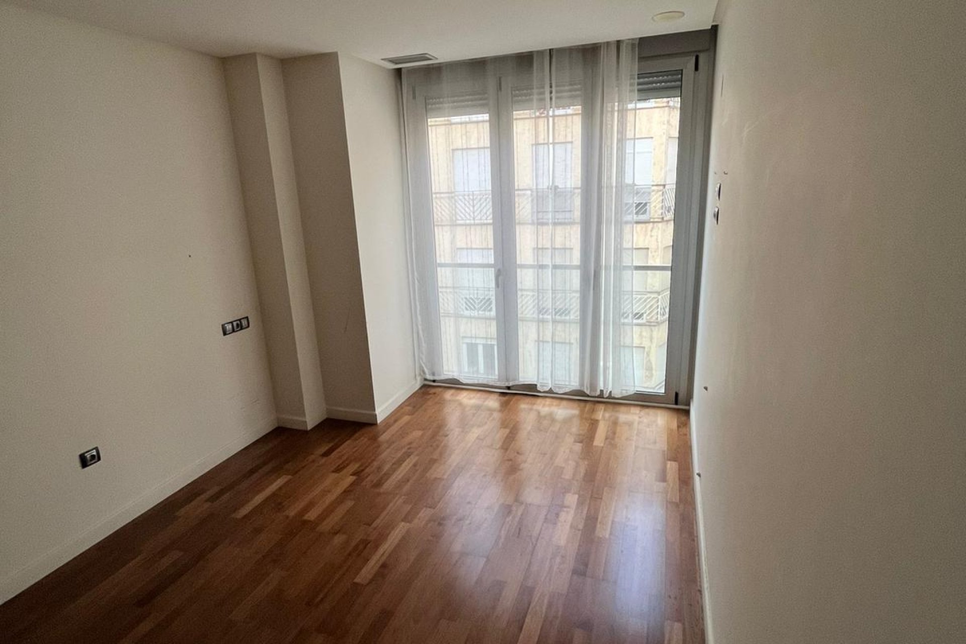 Obra nueva - Apartamento -
Elche