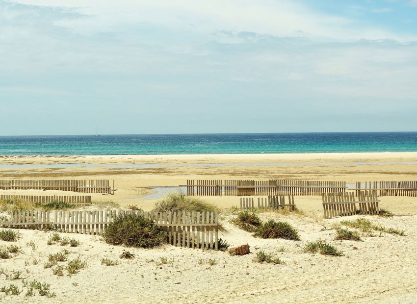 Obra nueva - Apartamento -
La Manga del Mar Menor - La Manga