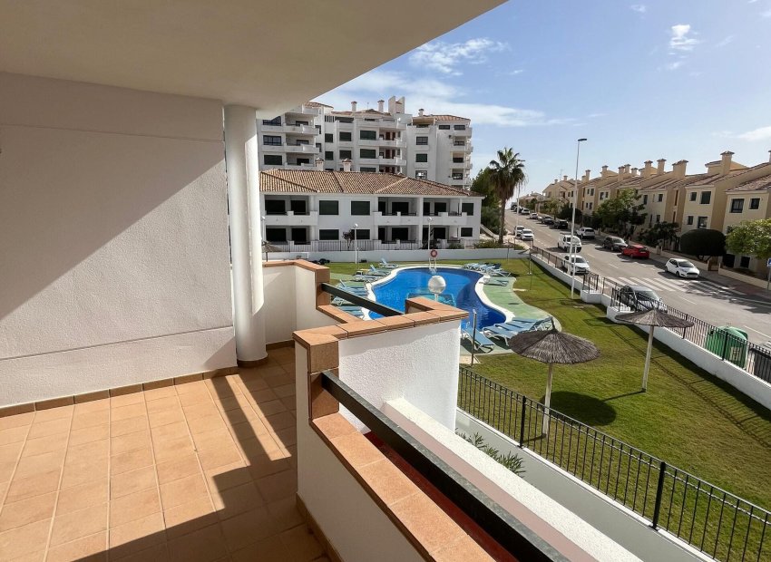 Obra nueva - Apartamento -
Orihuela Costa