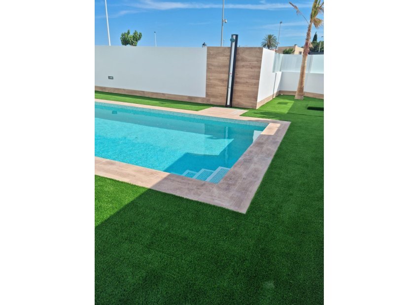 Obra nueva - Apartamento -
Pilar de la Horadada - pueblo
