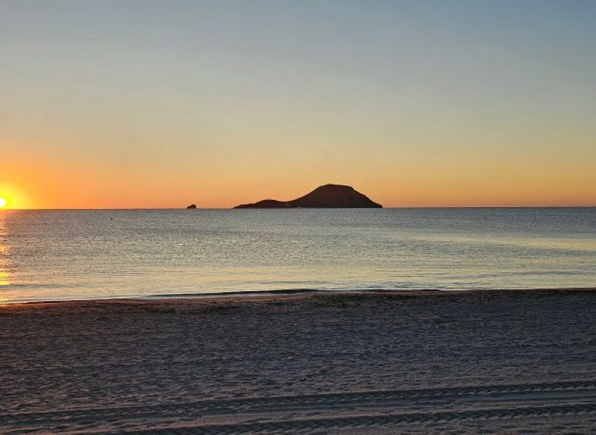 Obra nueva - Ático -
La Manga del Mar Menor - La Manga Del Mar Menor