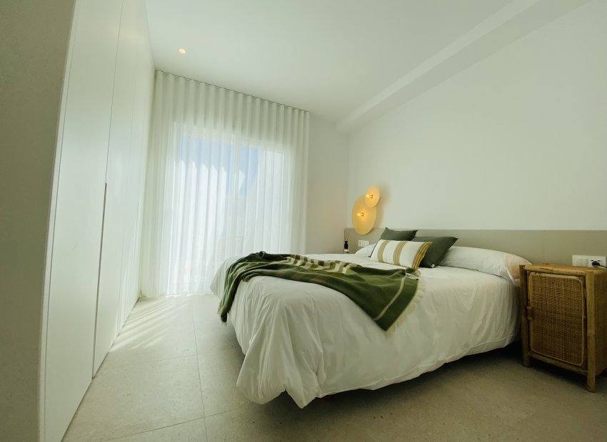 Obra nueva - Bungalow alto -
Pilar de la Horadada